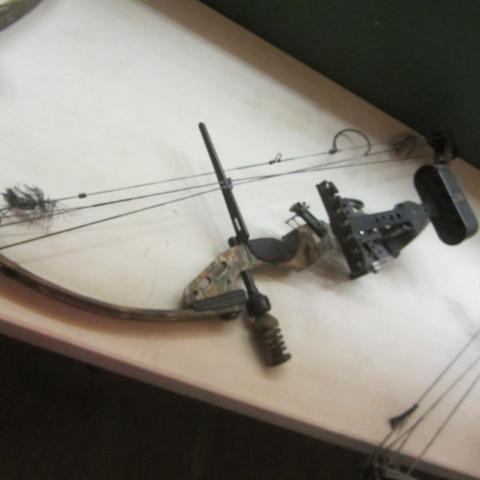 lot 154 image: XI Velocity Extreme Bow Package
