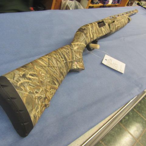lot 16 image: Winchester Super X Pump 20ga