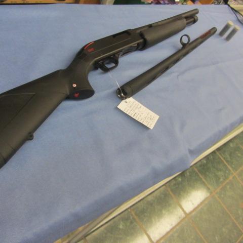 lot 20 image: Winchester SXP 12ga Camp & Field