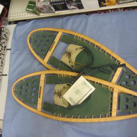 lot 52 image: New Snow Shoes