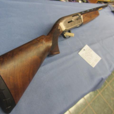 lot 6 image: Browning Maxus Ultimate 12ga