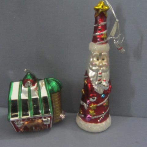 lot 10 image: Hand-blown Dept 56