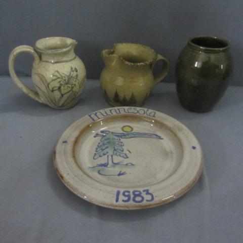 lot 31 image: Pottery Creamers