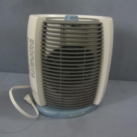 lot 50 image: Electric Heater