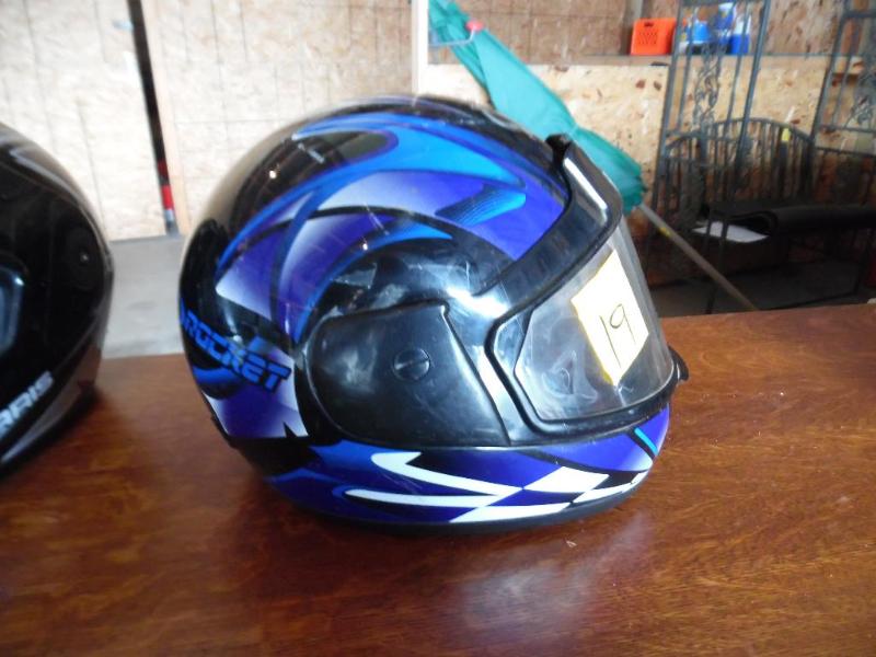 lot 19 image: Helmet
