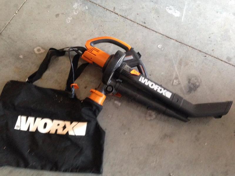WORX leaf blower