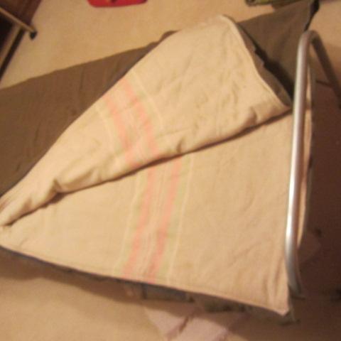 Folding Camp Cot, Sleeping Bag