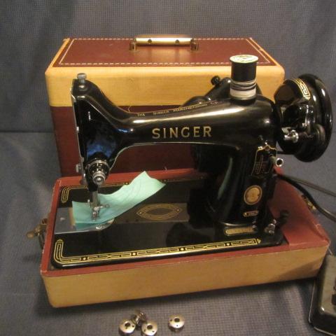 Singer Model 99K Sewing Machine