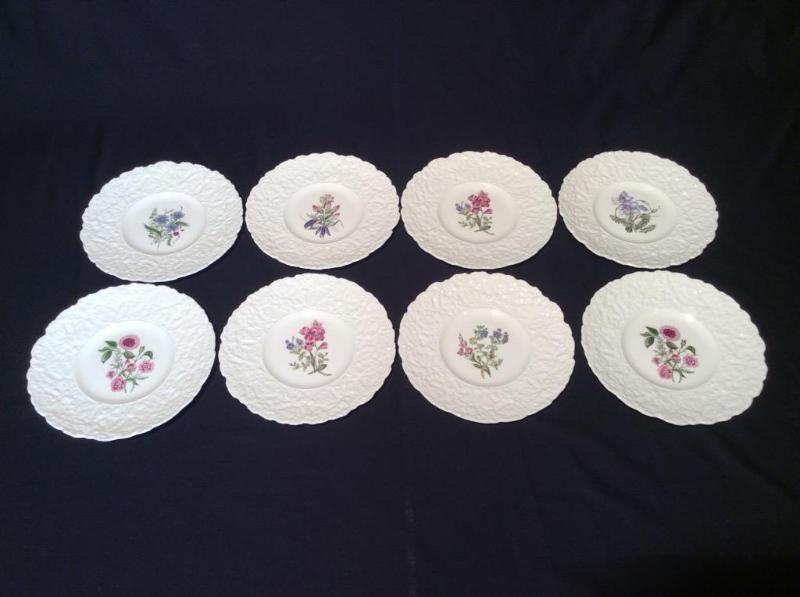 lot 107 image: Vintage Set of 8 Royal Cauldon&nbspBristol I...