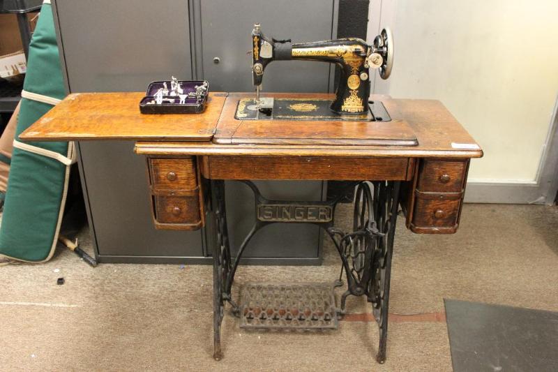 lot 14 image: Antique Treadle Singer Sewing Machine. Cast I...