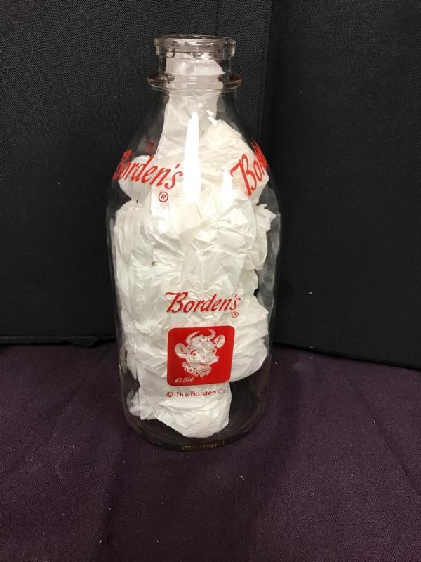 lot 5C image: Vintage Bordens Elsie 12 gallon glass milk ...