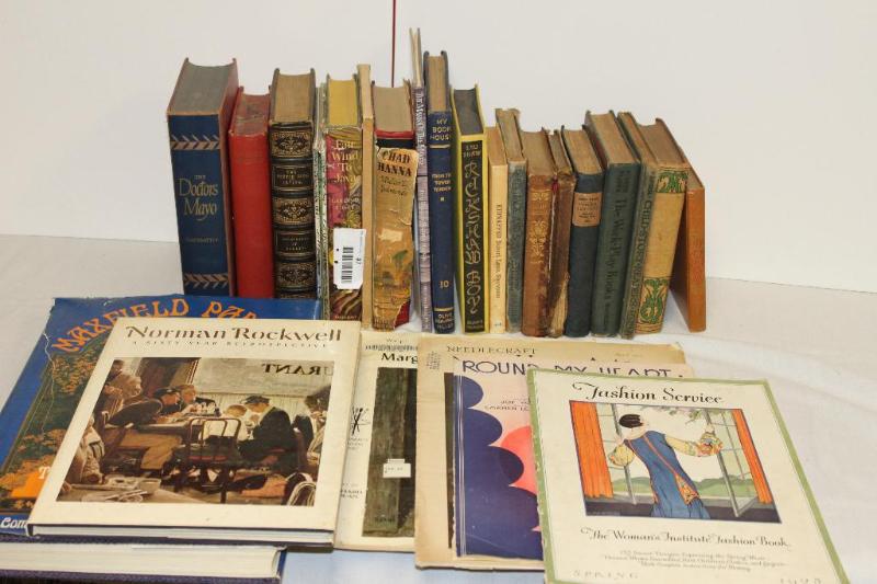 lot 97 image: Large Lot of Vintage Books and Magazines. Nor...