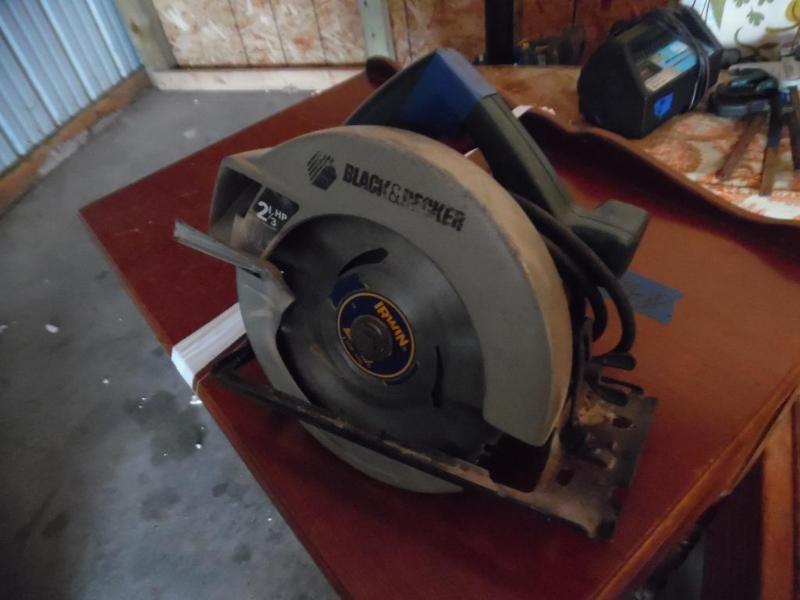 Black &amp Decker jig saw, works.&nbsp Blac...