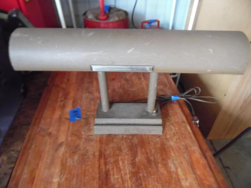 Metal fluorescent desk lamp, works...