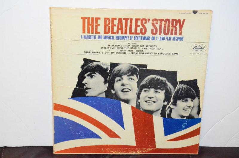 lot 26 image: Capitol Records The Beatles Story Record. ...