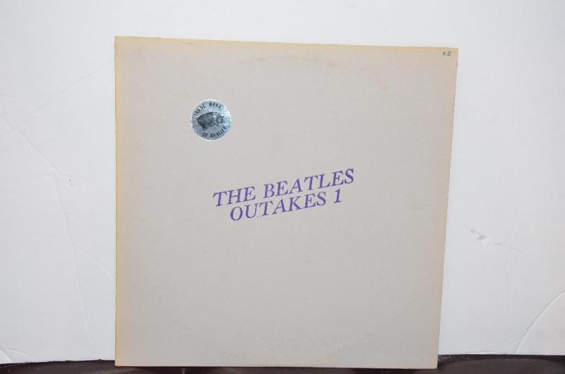 lot 43 image: The Beatle Outakes 1 Record. Model TMQ 7104...