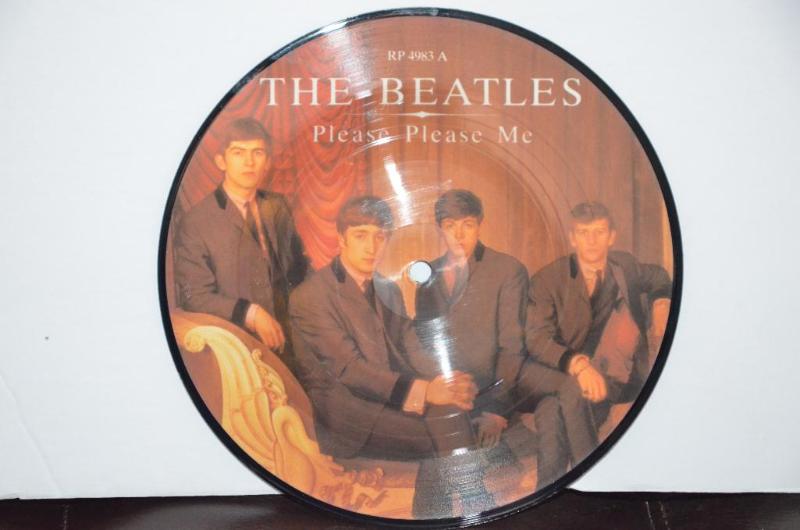 lot 52 image: Parlophone&nbspThe Beatles Please Please Me...