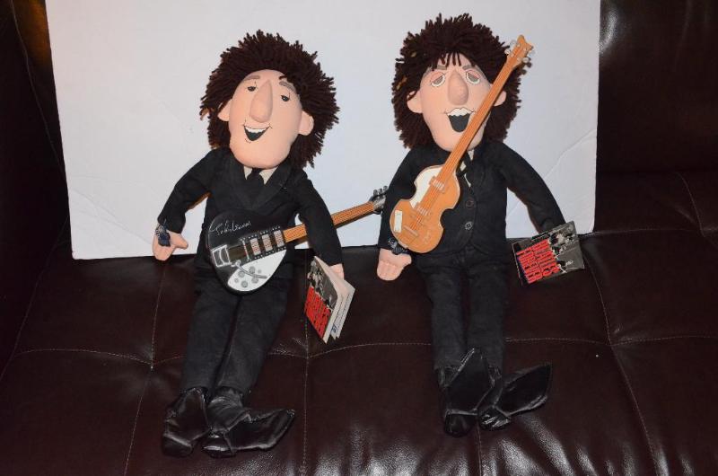 lot 85 image: Beatles Forever&nbspCollectible Dolls John ...