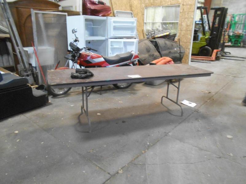 8 Folding Table