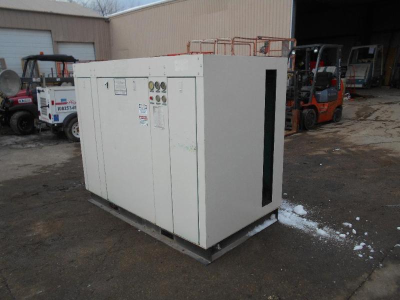 lot 8 image: Sullivan Palatek 75 UD Air Compressor