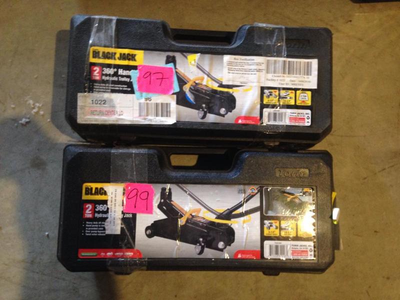 lot 18 image: Black Jack Hydraulic trolley jacks