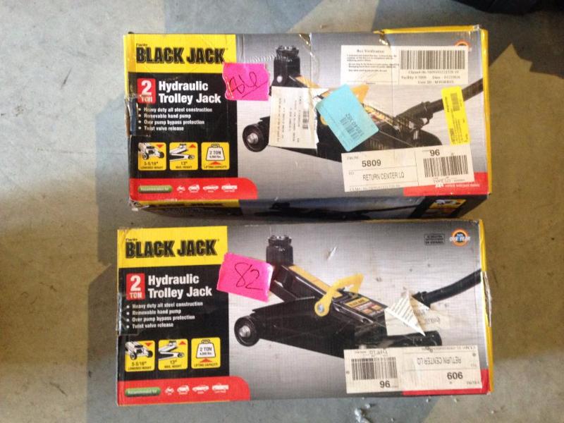 lot 19 image: Black Jack Hydraulic trolley jacks