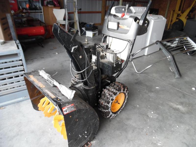 lot 5 image: Poulan Pro