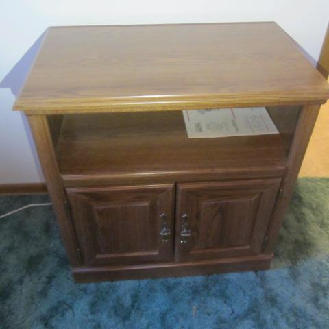 lot 10 image: Television Stand