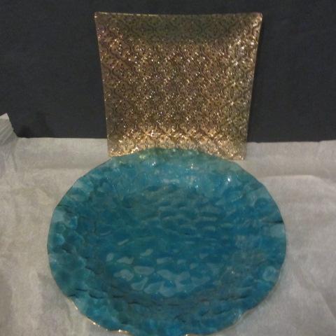 lot 115 image: Fancy Glass Plates