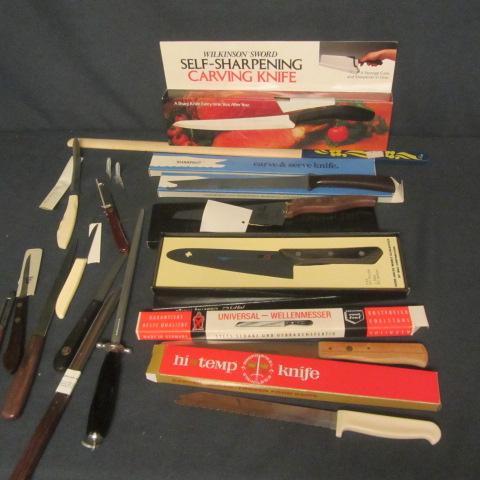 lot 166 image: Lefse Stick, Knives, Pineapple Knife