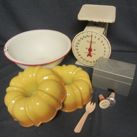 lot 181 image: Nordic Bundt Pans, Scale, Red E Maid