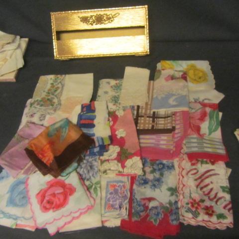 lot 186 image: Ladies Fancy Hankies