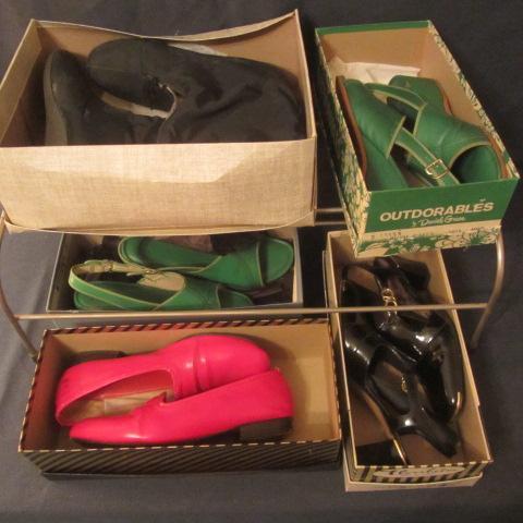 lot 256 image: Ladies Shoes & Boots