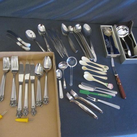 lot 27 image: Silver-plate Flatware, German