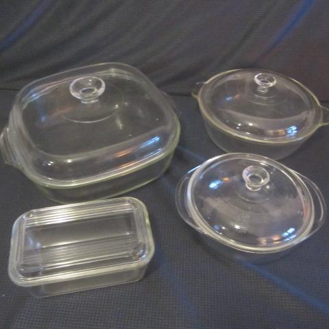 lot 47 image: Pyrex & Fire King