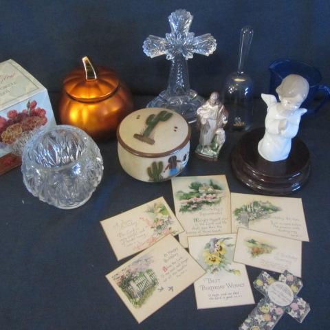 lot 88 image: Crosses, Lladro, Cobalt, Bell