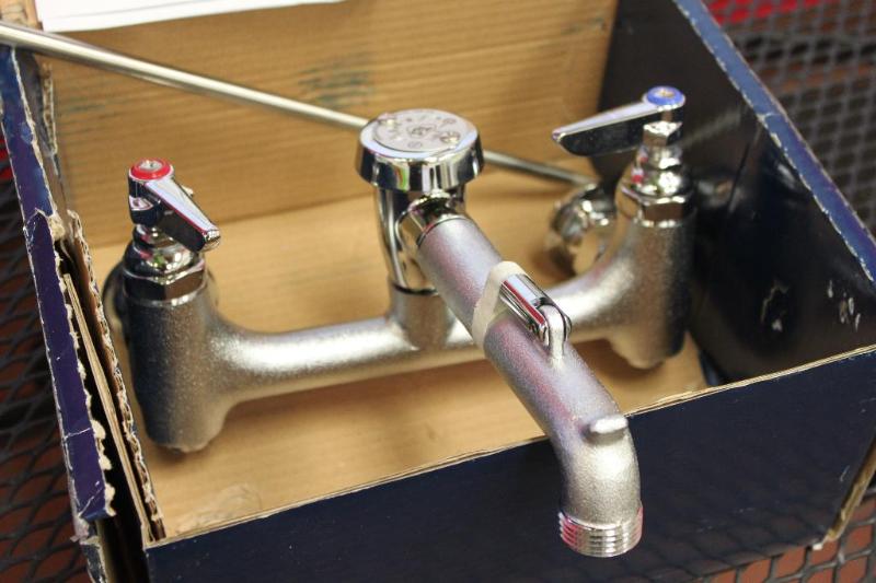T&ampS&nbspCommercialService Sink Faucet B...