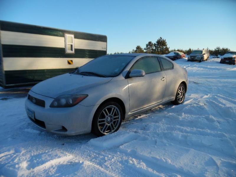 lot 3 image: 2010 Scion Tc