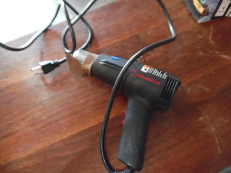 lot 13 image: Heat Gun