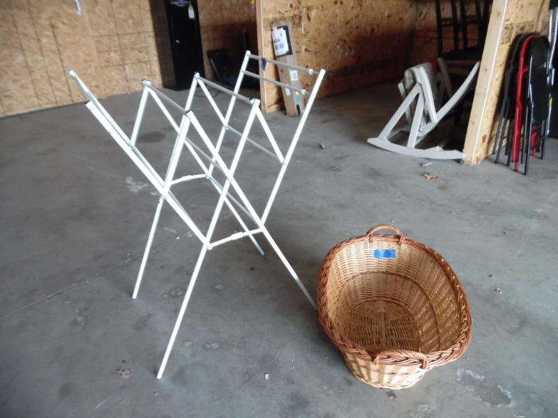 lot 16 image: Laundry