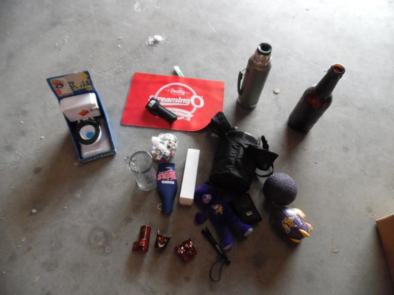 lot 71 image: Man Stuff