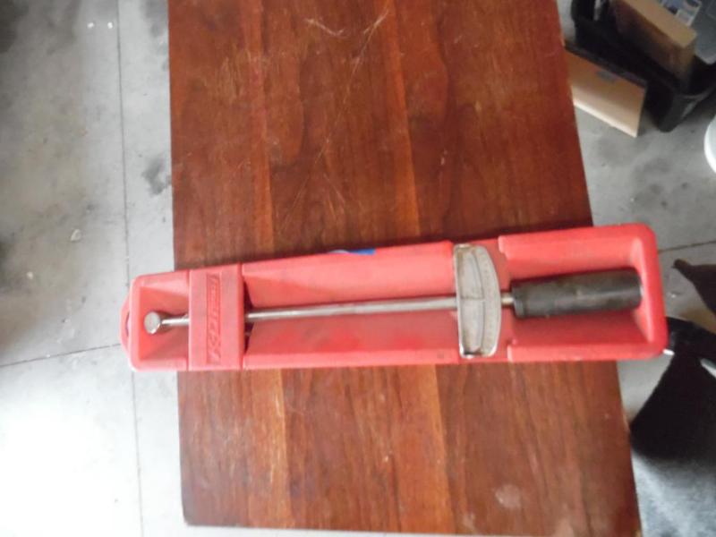 lot 8 image: Torque Wrench