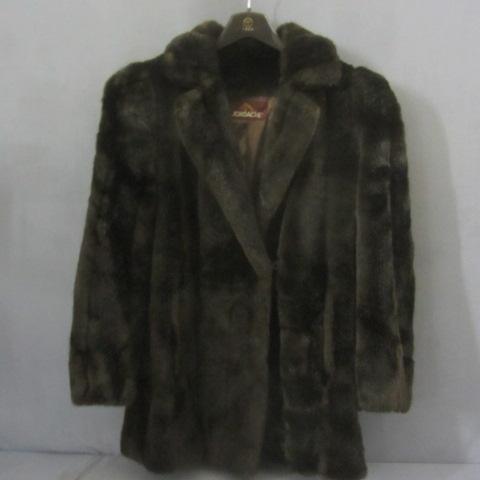 lot 12 image: Jordache Faux Fur Coat