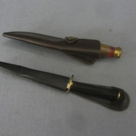 lot 126 image: Hunting Knife, Dagger