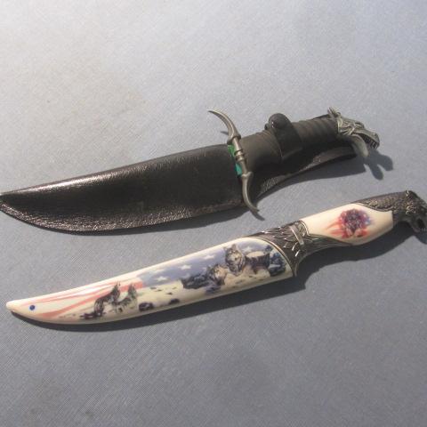 lot 128 image: Tomahawk & Wolf Creek Knives
