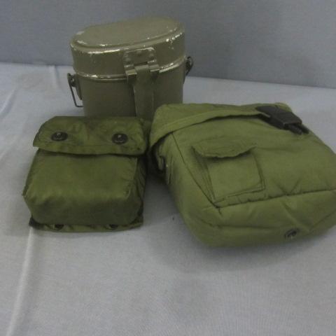 lot 136 image: Military Canteen, Mess Kit