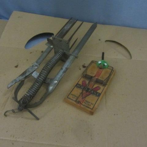 lot 155 image: Victor Mouse, Mole Traps