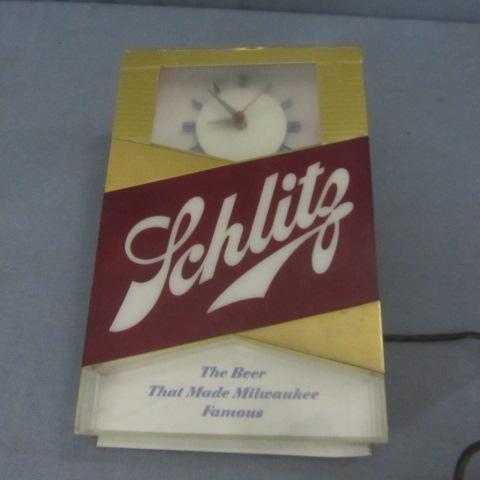 lot 171 image: Schlitz Beer Clock