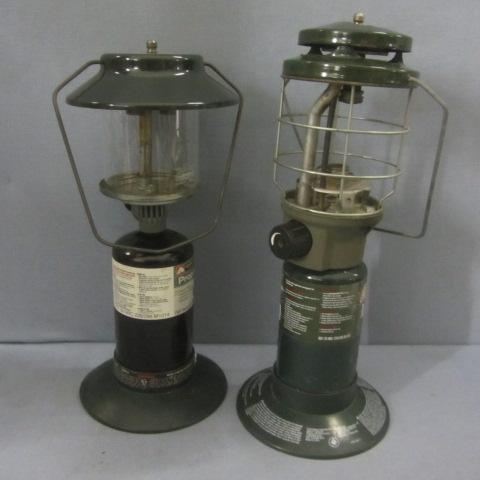 lot 206 image: Coleman Lanterns
