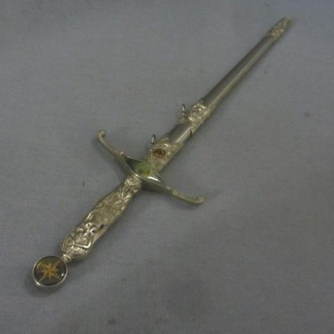 lot 213 image: Aphrodite Beauty Sword